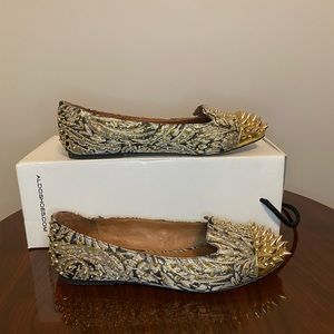 New Aldo Flat | Leather-lined | Animal print | Golden Studs | Size US:7